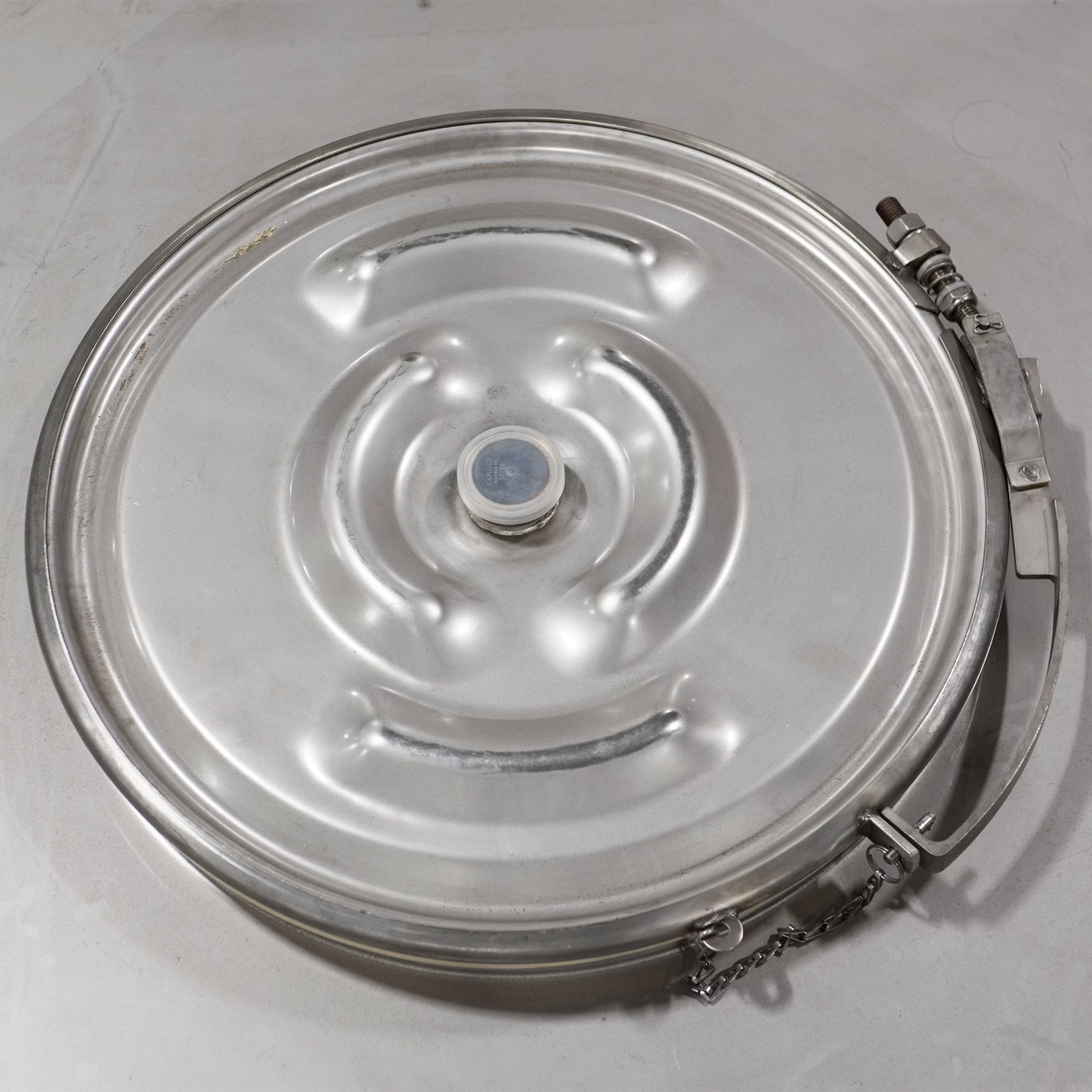 550 Gallon Beverage Storage & Fermentation 304 Stainless Steel Tank 5 550 Gallon Beverage Storage & Fermentation 304 Stainless Steel Tank - Image 3