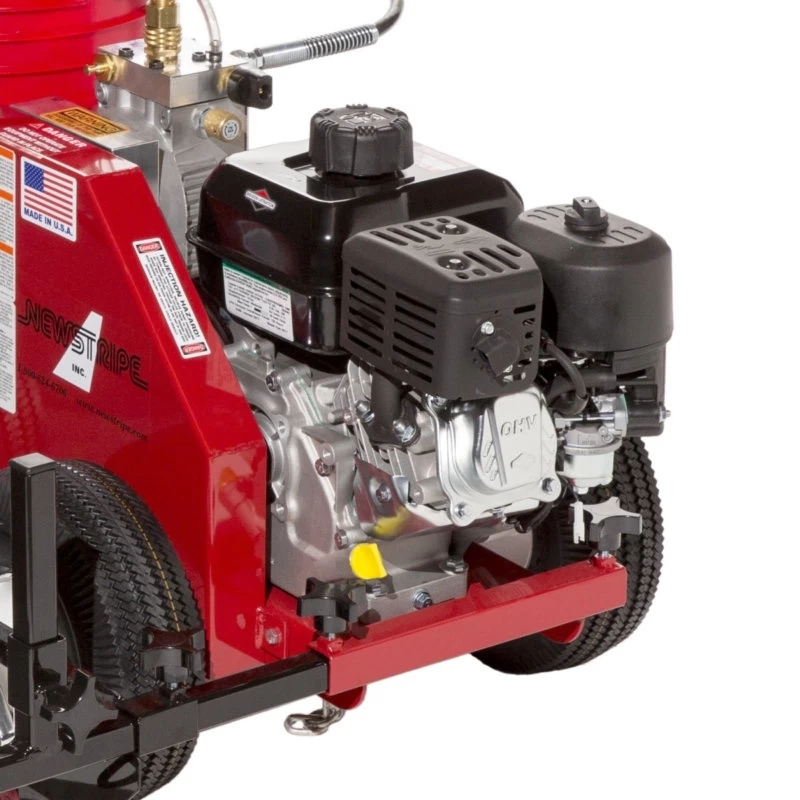 Newstripe 4400™ High-Pressure Airless Striping Machine 7 Newstripe 4400™ High-Pressure Airless Striping Machine - Image 5
