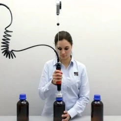 Handheld Pneumatic Bottle Capper (10-41mm) 2-30 In. Lbs.